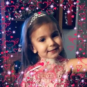 Meet your Posher, Cynthia